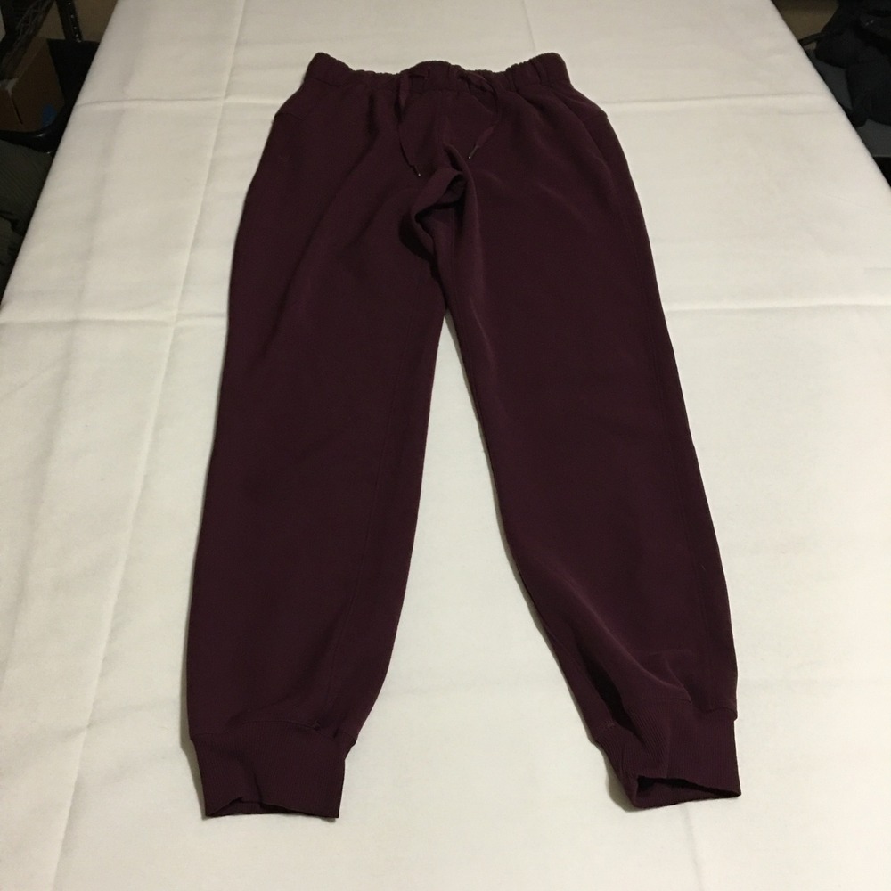 Lululemon On the Fly Jogger 28" Women Size 2 Maroon Drawstring Pockets
